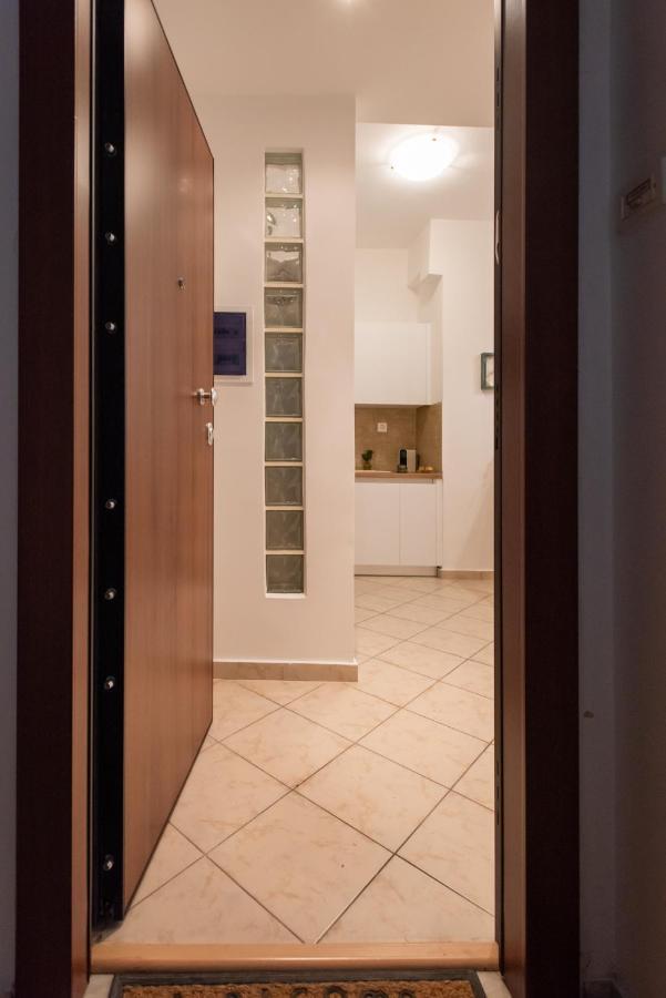 Blue Ark Comfort Near Acropolis Atenas Exterior foto
