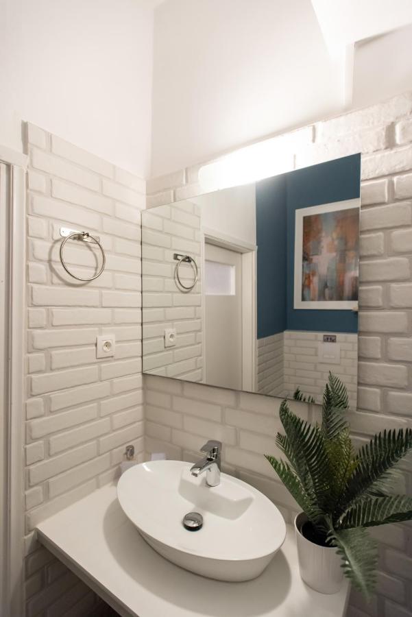 Blue Ark Comfort Near Acropolis Atenas Exterior foto