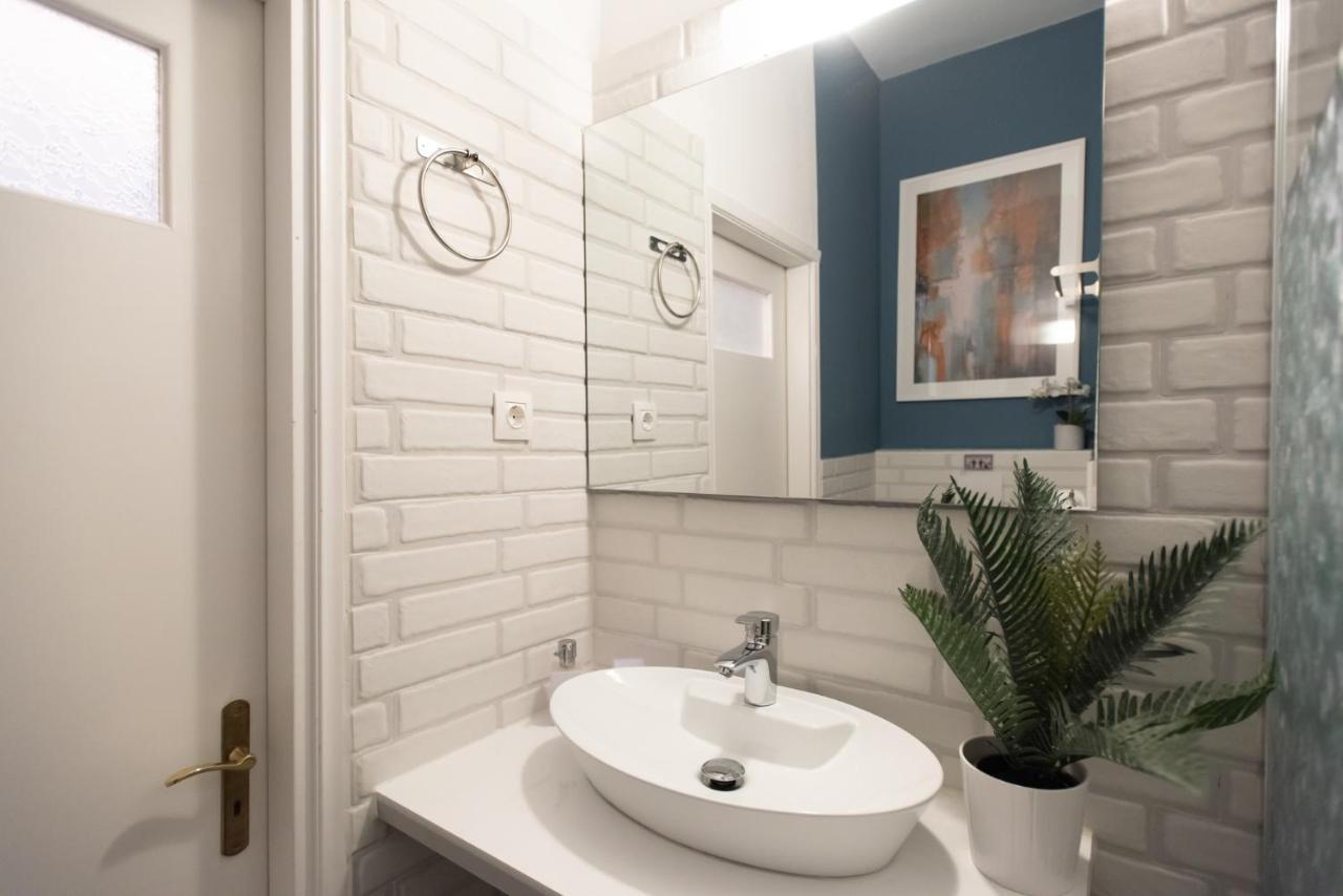 Blue Ark Comfort Near Acropolis Atenas Exterior foto